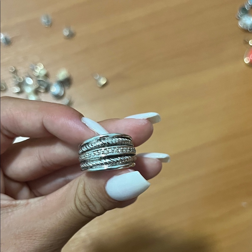 LOFT Elegant Silver Textured Ring